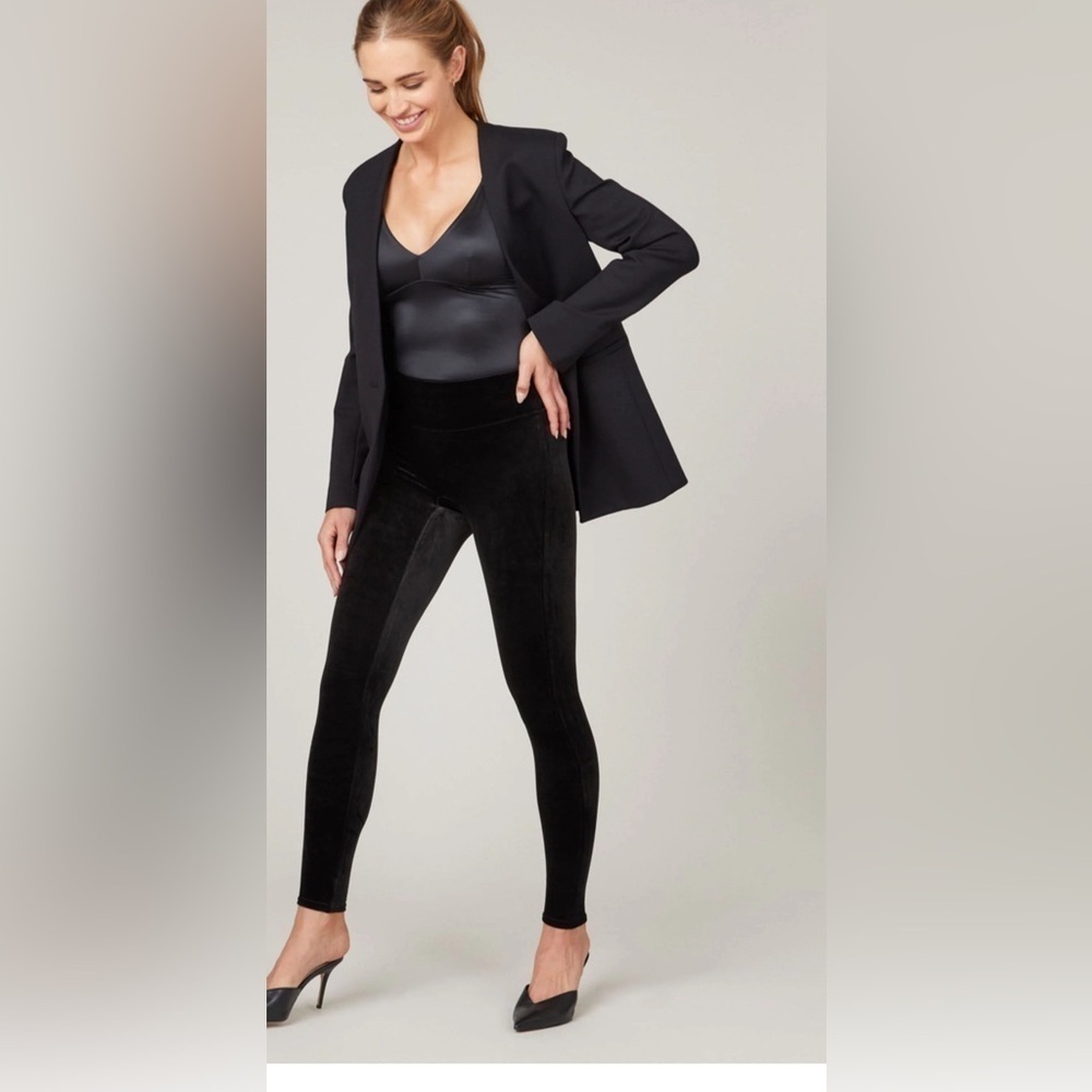 SPANX VELVET high rise ankle woman’s whimsigoth sexy boho Shapewear legging. MED